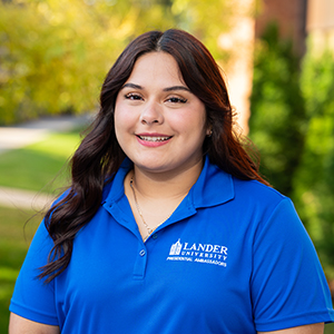 Andrea Martinez Montes Portrait Photo